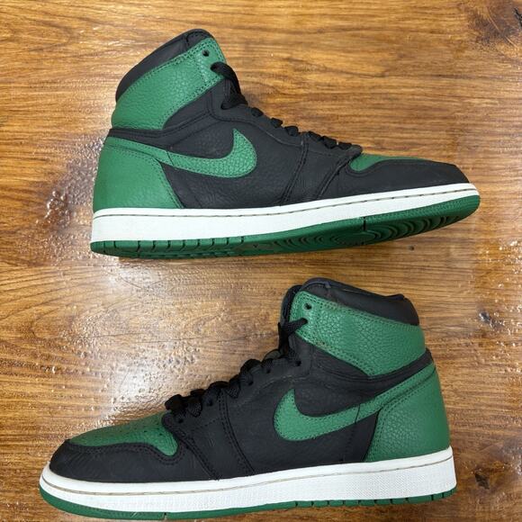 Size 9 - Jordan 1 Retro OG High Pine Green 2.0 - Picture 4 of 8